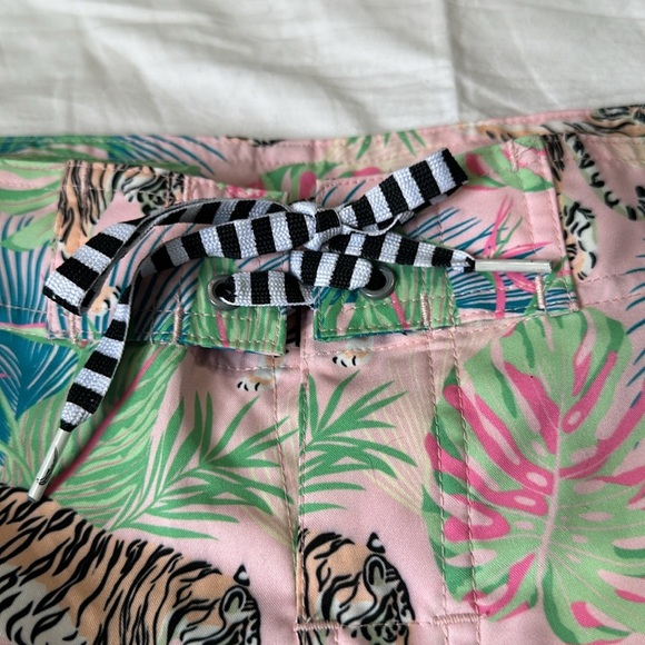 Dolfin Uglies Men's Tiger Garden 9 Inch Boardshort Small NWT - Picture 6 of 8